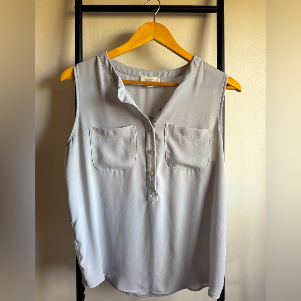 Loft Sleeveless blouse